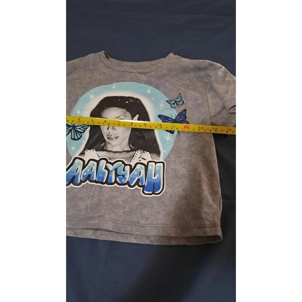 Wonder Nation Aaliyah Graphic Tee Girls M 7-8 Gray Y2K Inspo Butterfly Street